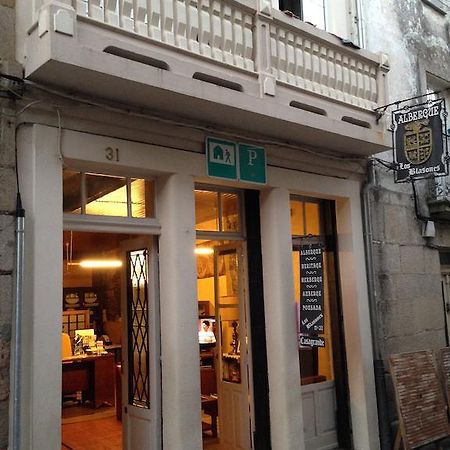 Albergue Los Blasones Sarria Exterior photo