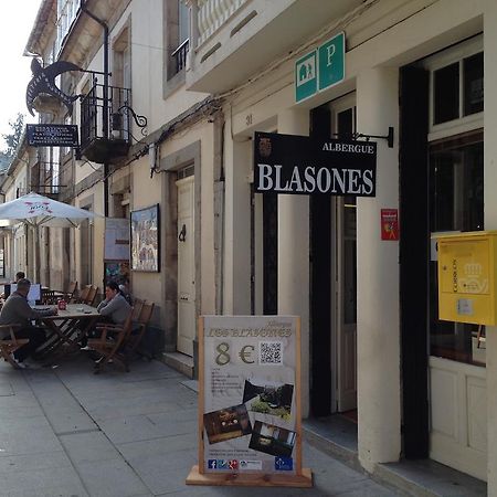 Albergue Los Blasones Sarria Exterior photo