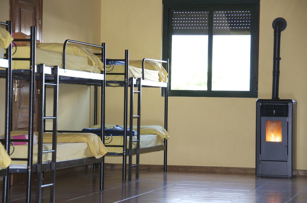 Albergue Los Blasones Sarria Room photo