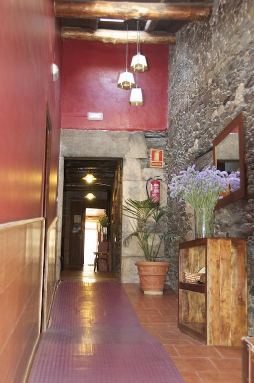Albergue Los Blasones Sarria Exterior photo