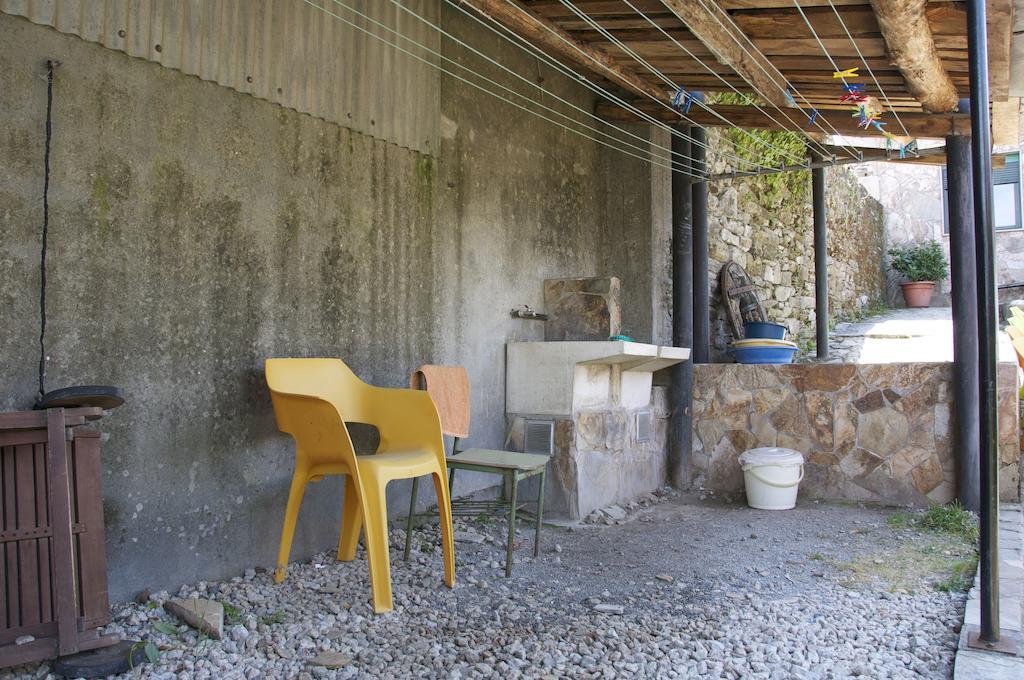 Albergue Los Blasones Sarria Exterior photo