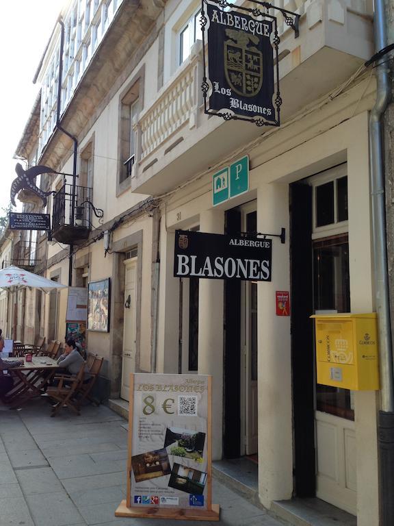 Albergue Los Blasones Sarria Exterior photo