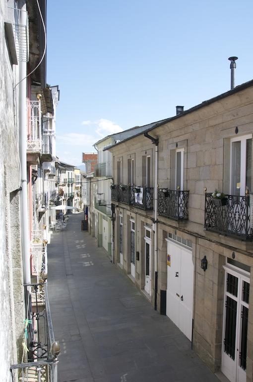 Albergue Los Blasones Sarria Exterior photo